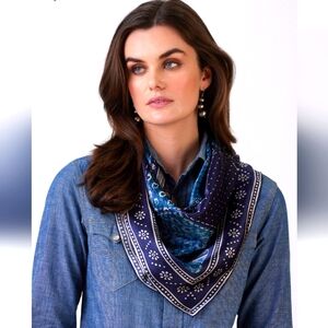 SILK ! Double d ranch SILK Scarf